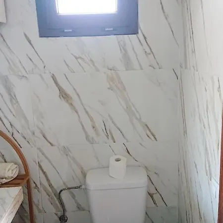 House With One Bedroom In With Wonderful Mountain View And Wifi 12 Km From The Beach